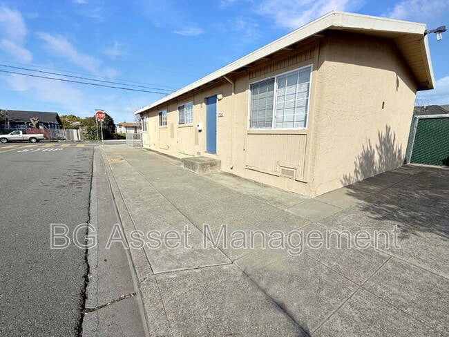 Foto del edificio - 1700 Sanford Ave