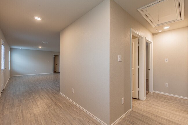 Building Photo - 13722 HARVEST VALLEY