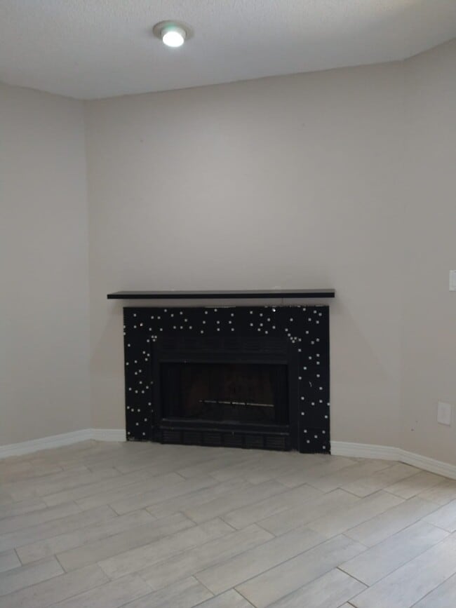 Building Photo - 3517 Peeler Rd