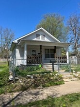 Building Photo - 660 Taylor Ave