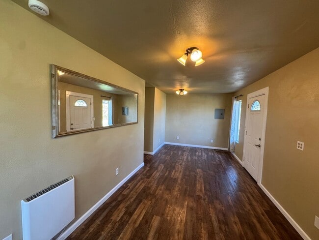 Foto del edificio - 2 Bedroom 1 Bathroom ADU