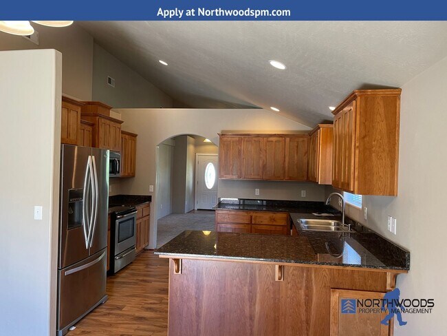 Foto del edificio - Very Nice 3 Bedroom 2 Bath Home****All Utilities Included Except Power****