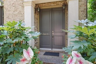 Building Photo - 3601 Habersham Rd NW