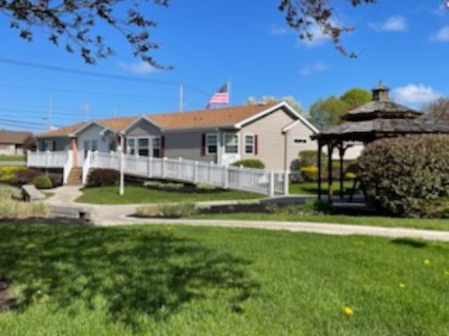 Building Photo - 827 Willowbrook Dr