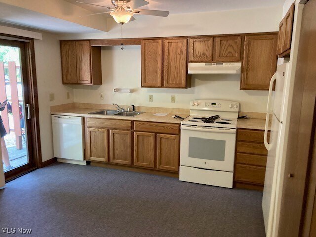 Foto del edificio - 723 Lakeview Dr