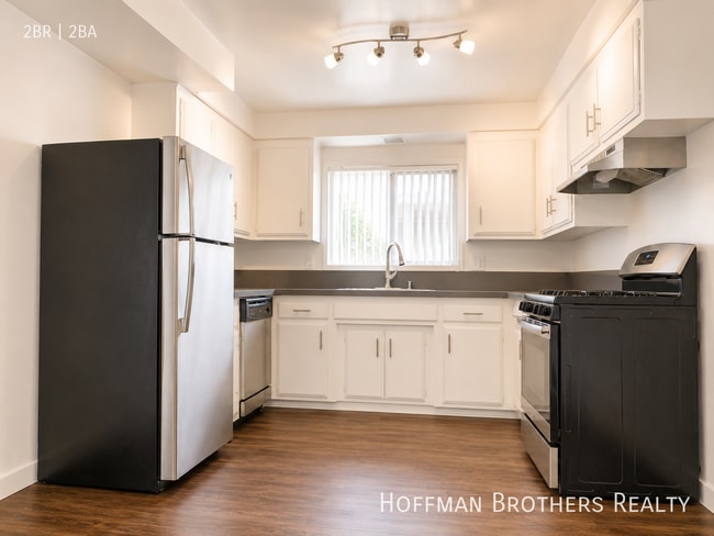 Building Photo - 3772 Lockland Dr
