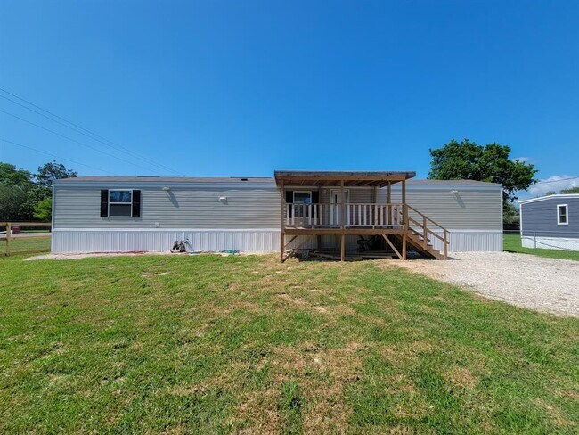 Building Photo - 7501 Primrose St