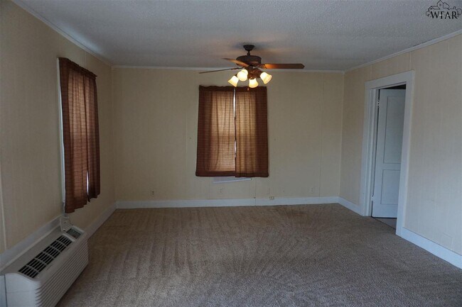 Building Photo - 1604 Coyote Blvd
