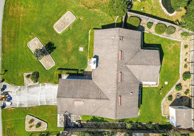 Foto del edificio - 3455 Remler Dr S