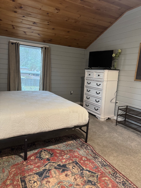 Building Photo - 194 Swamp Rd