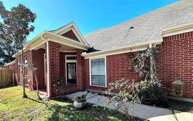 Foto del edificio - 1707 Magnolia Lake Ln