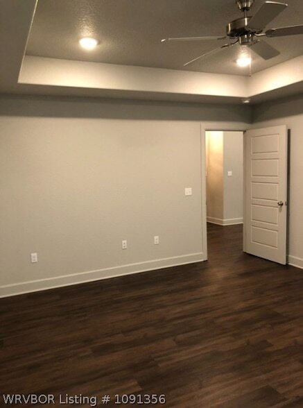 Building Photo - 9826 Willowbrook Loop