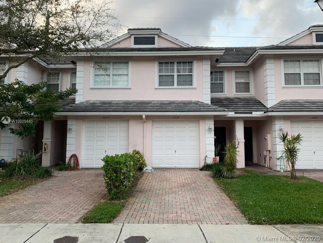 Building Photo - 3019 NW 30th Way