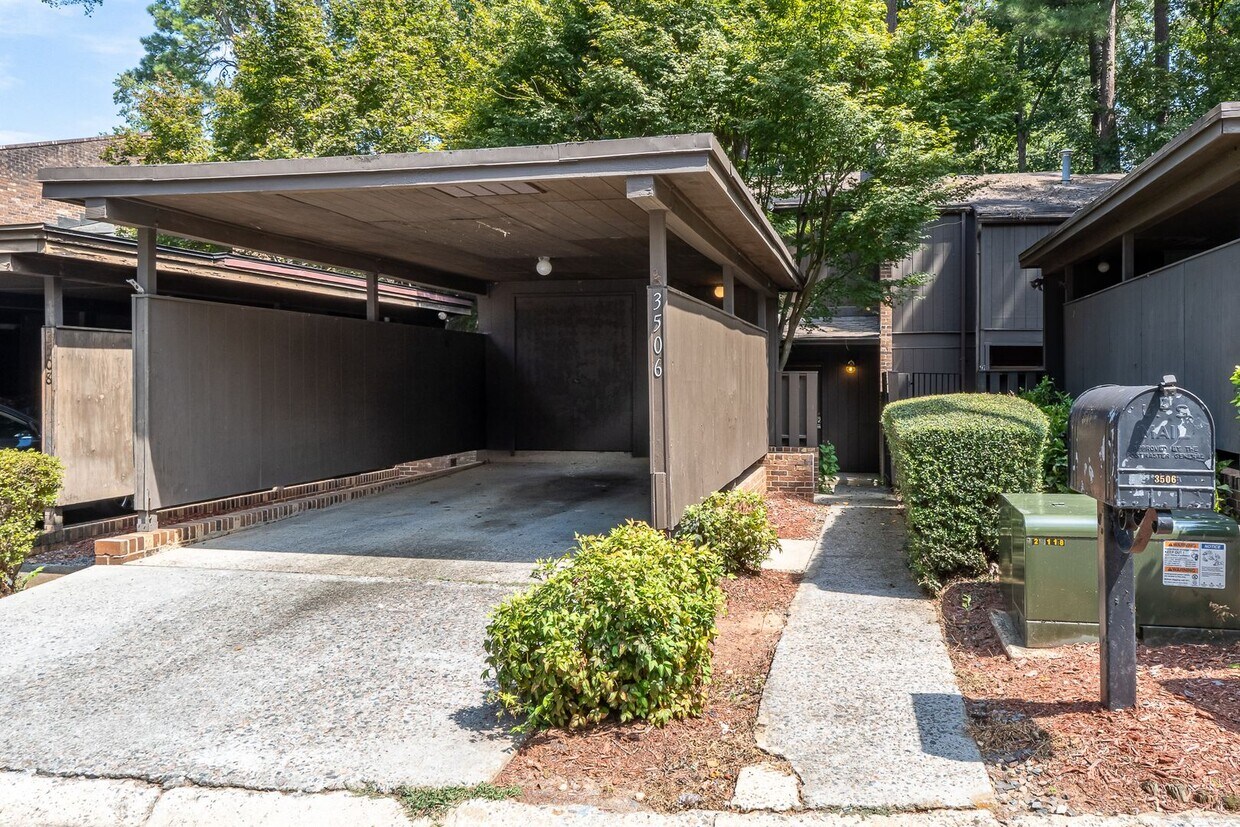 Foto principal - 3506 Prestwick Dr