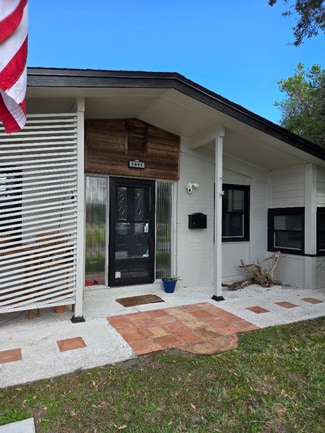 Building Photo - 1811 Eastern Dr