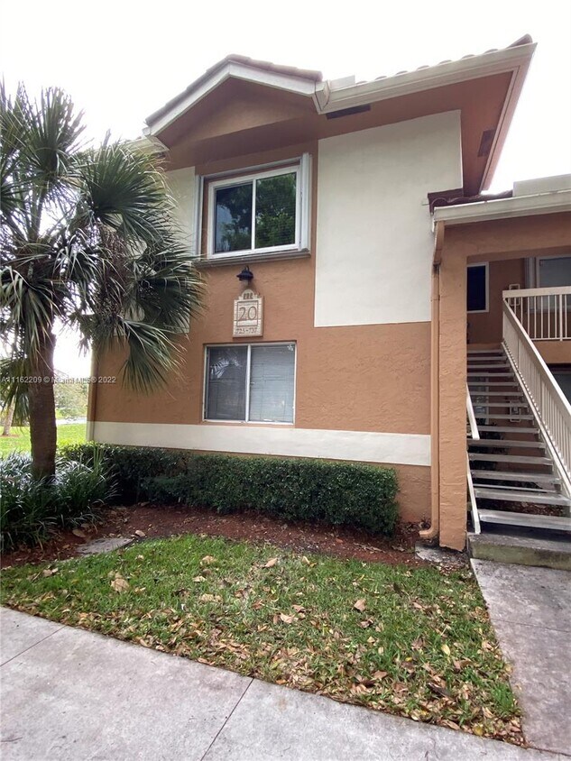 729 NW 91st Ter, Plantation, FL 33324 Townhome Rentals in Plantation