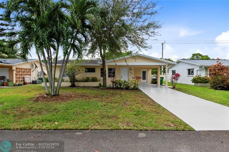 Foto principal - 6500 NW 57th Ct