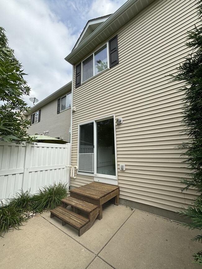 close up of back entrance - 7792 Village Pl