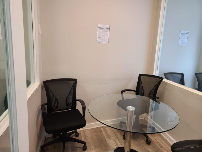Foto del edificio - 209 W 242nd St
