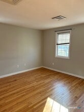 Building Photo - 180 Blueberry Ln