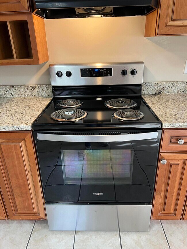 Foto del edificio - 601 Sherard Cir