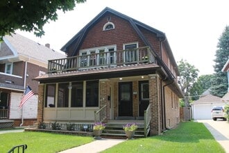 Building Photo - 2641 N 61st St