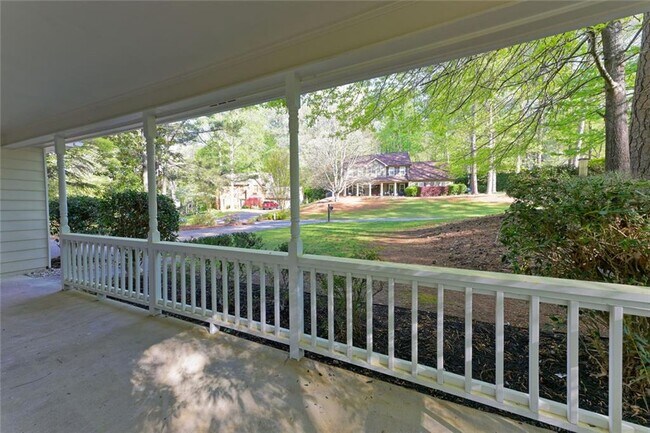 Foto del edificio - 2208 Heritage Trace Dr