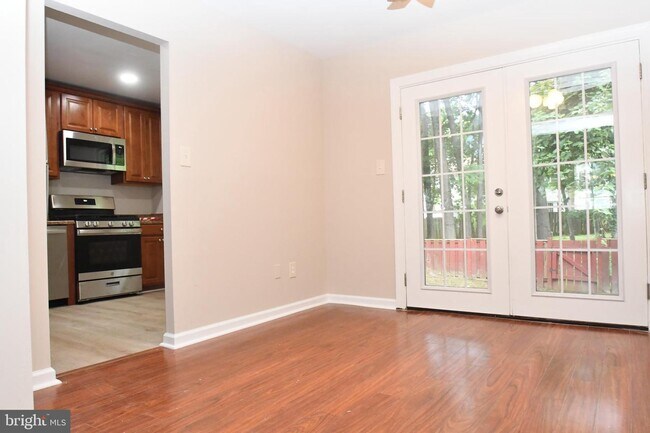 Building Photo - 5104 Arrit Ct