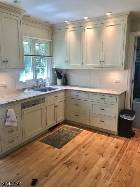 Building Photo - 18 Sequoia Pl