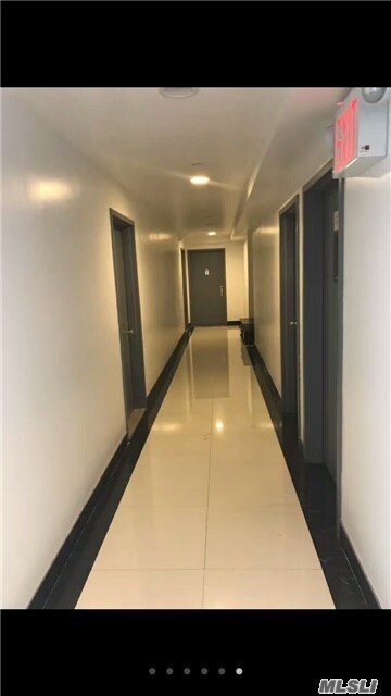 Foto del edificio - 141-18 Cherry Ave