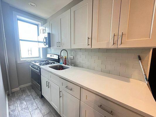 Foto del edificio - 2 bedroom in Bronx NY 10468