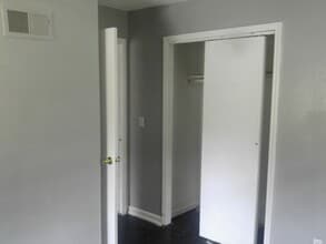 Building Photo - 1325 Duck Rd