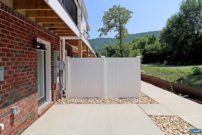 Building Photo - 5065 Mary Jackson Ct