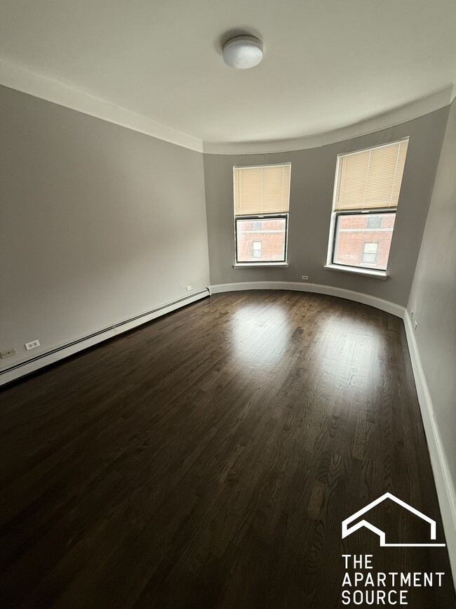 Building Photo - 368 E 59th St