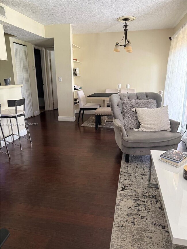 Foto del edificio - 1261 SW 46th Ave