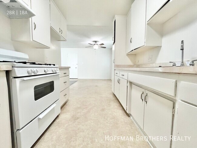 Foto del edificio - 7616 Fulton Ave North Hollywood, CA 91605
