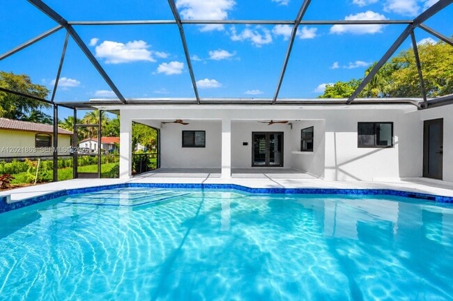 Foto del edificio - 2537 NW 116th Terrace