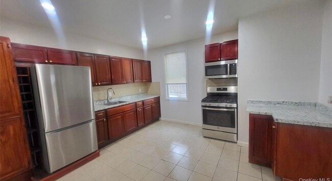 Building Photo - 49 Carroll St