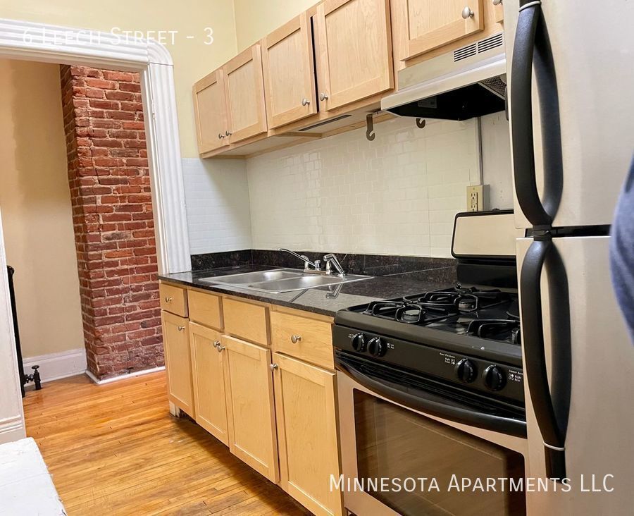 Primary Photo - Spacious Loft Style Studio!