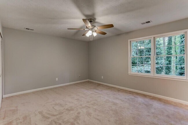 Building Photo - 155 County Cork Dr
