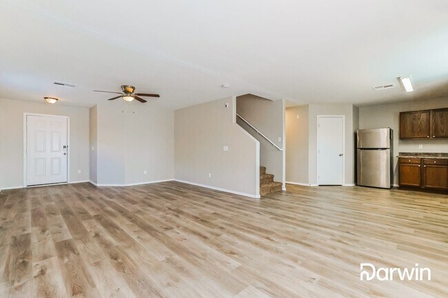 Building Photo - 13269 E Marigold Ln