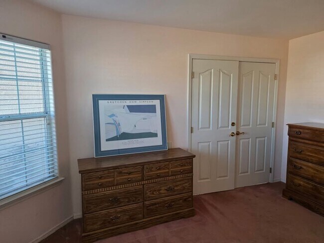 Foto del edificio - 746 Meridian Ct