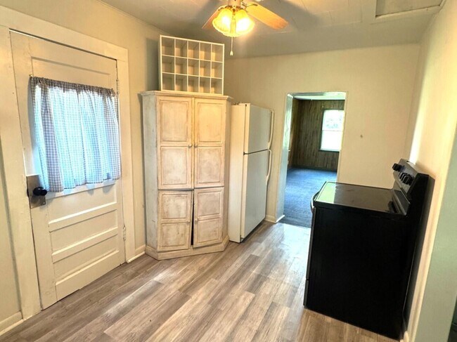 Foto del edificio - 108 E 43rd St