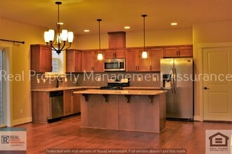 Building Photo - 410 SW Basilone Terrace