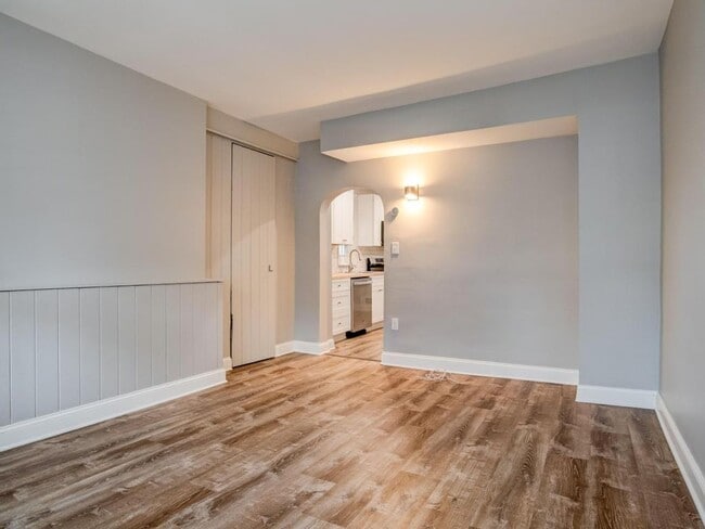 Building Photo - 617 Straight  St Sewickley, PA 15143