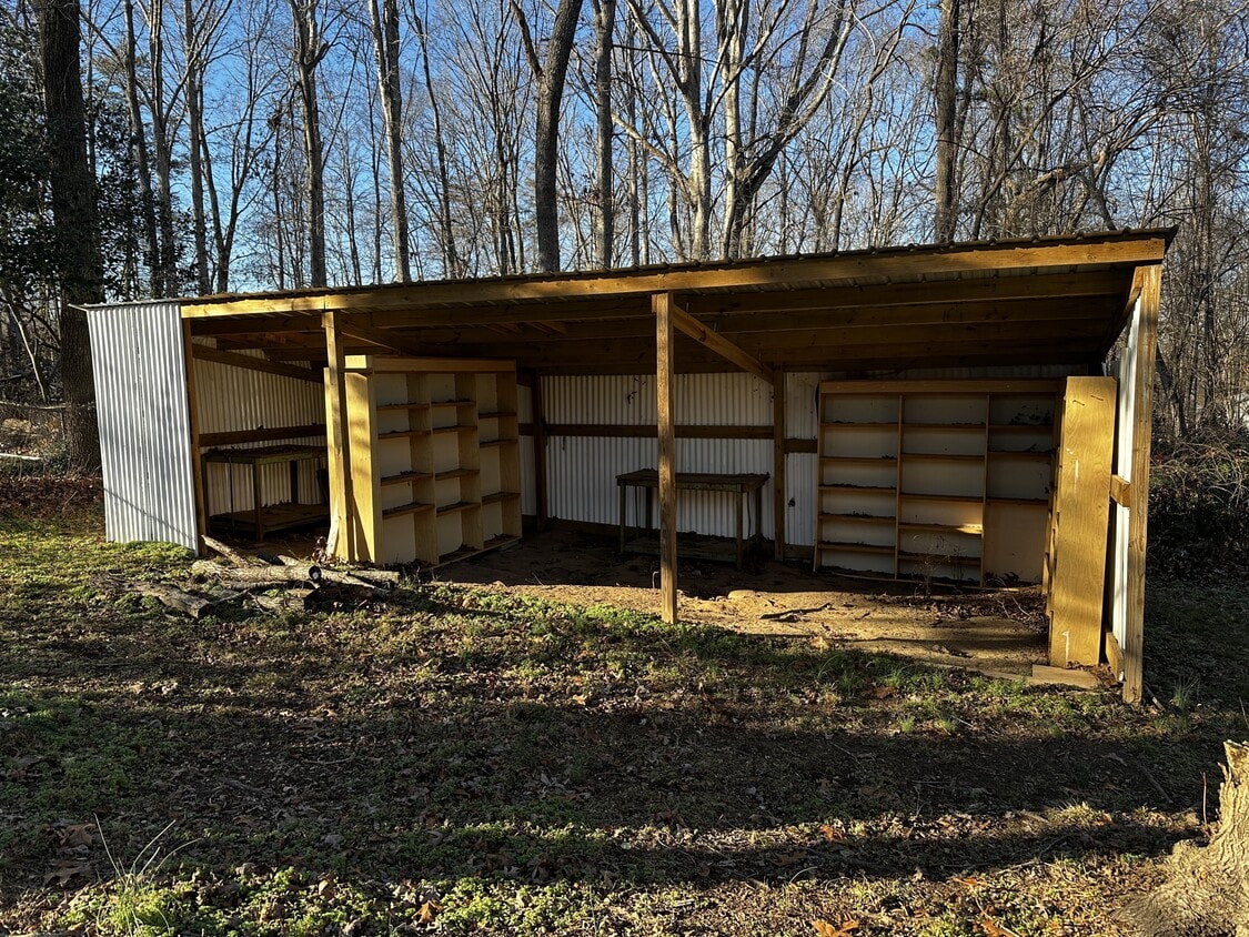 Foto del edificio - 3056 E Main St Ext