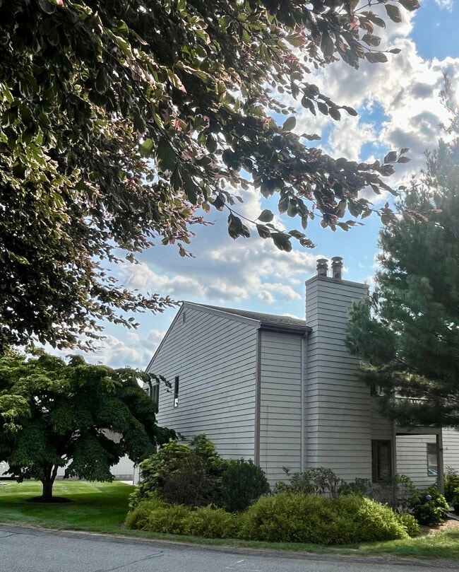 77 Windward is a prized ground floor end uniit - with extra privacy - 77 Windward Ln
