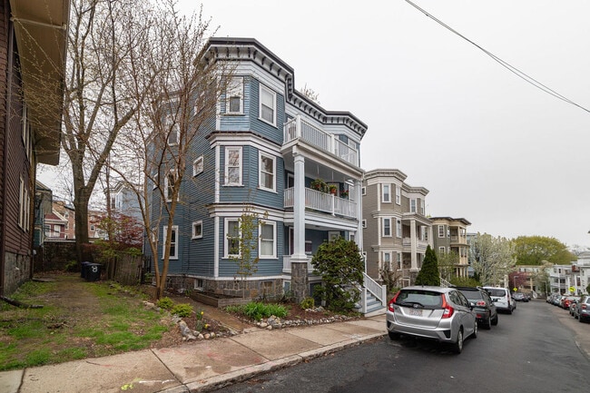 Building Photo - 12 Parkton Rd