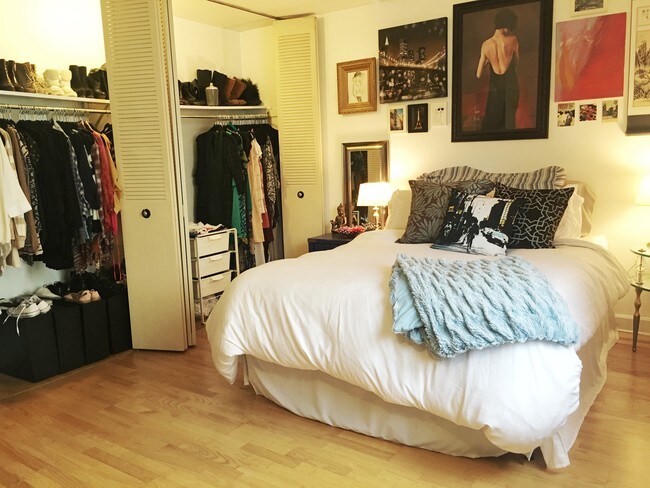 Bedroom - 607 W Wrightwood Ave