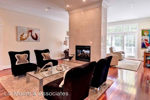 Foto del edificio - 100 N Turnberry